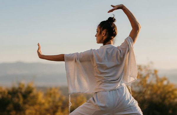 Qi Gong: oriental anti-ageing exercises that boost the Qi energy