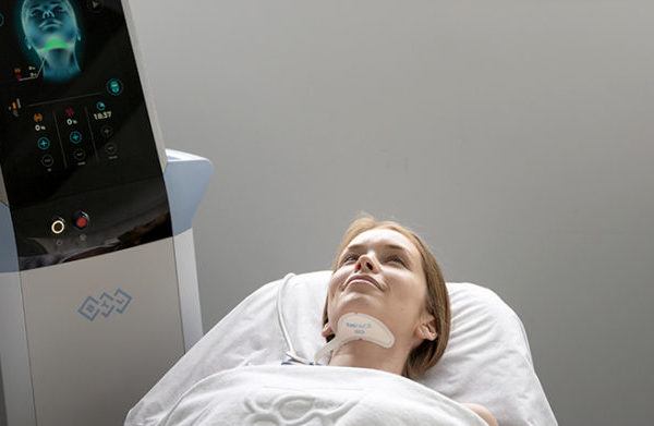 EMFACE Submentum: solución no invasiva para reducir la papada