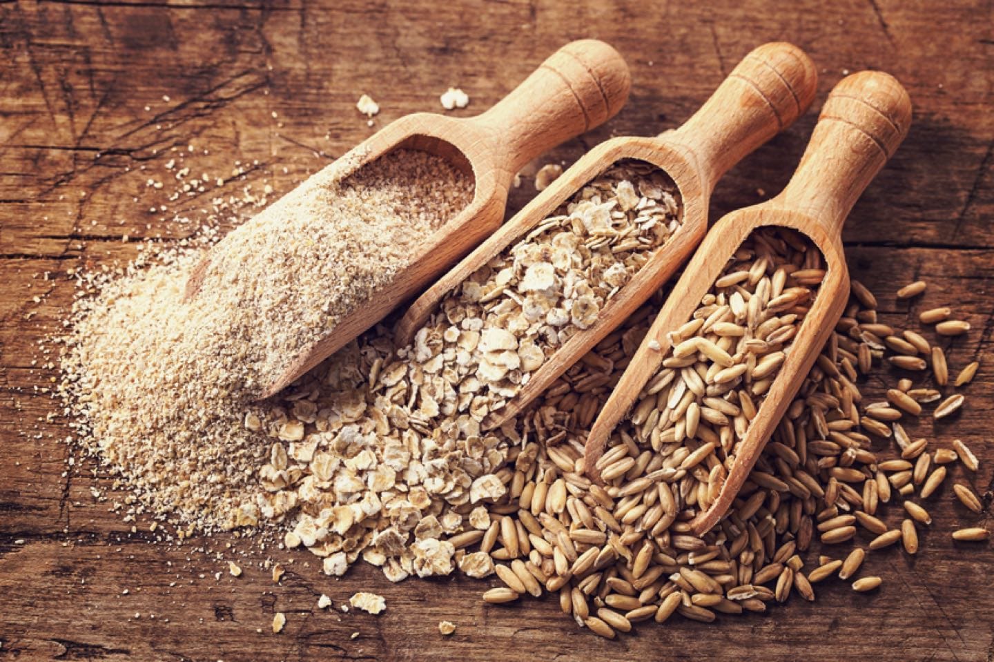 Oat flakes, seeds and bran
